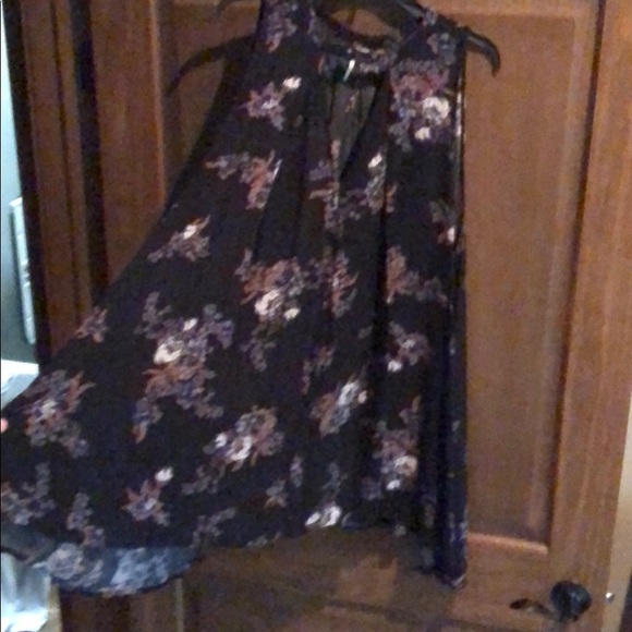 Tunic - Picture 2 of 4